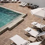 Galteo Almendra - Pool شقة