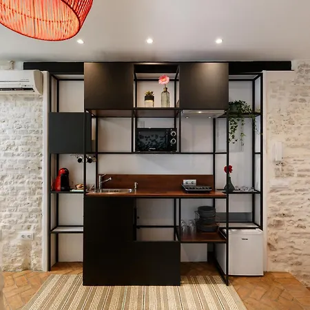 Galteo Almendra アパート